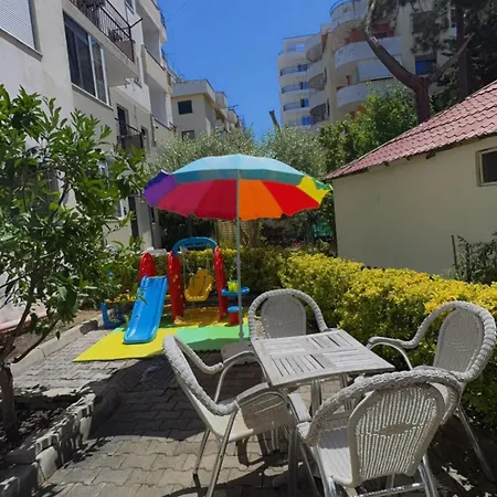 Sabri's Garden And Playground Appartement Golem (Tirana)